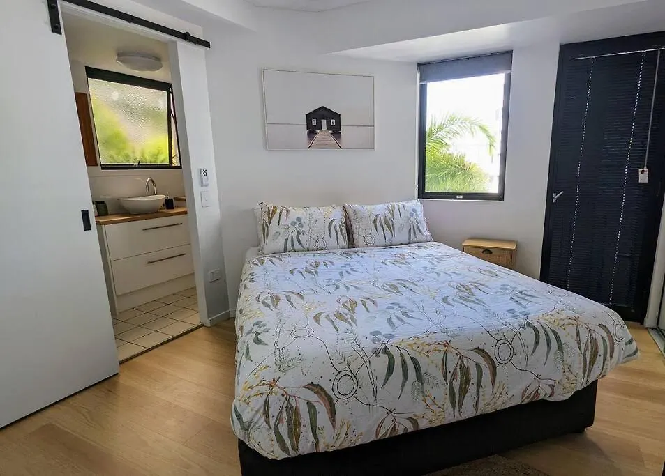 Beach And Breeze Mooloolaba Apartment